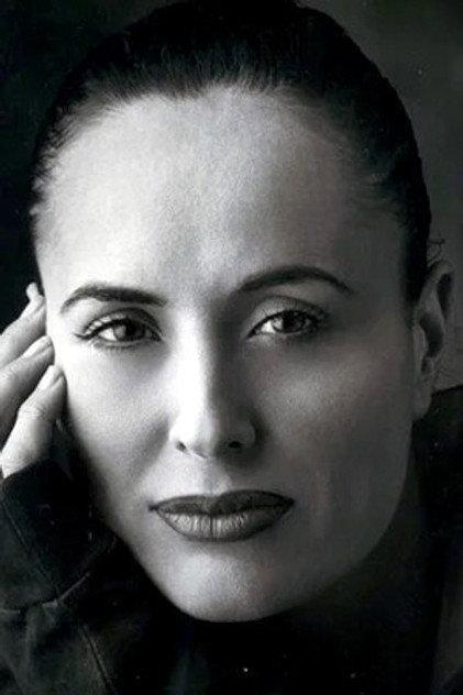 Erika Nann - Actor Profile Photo