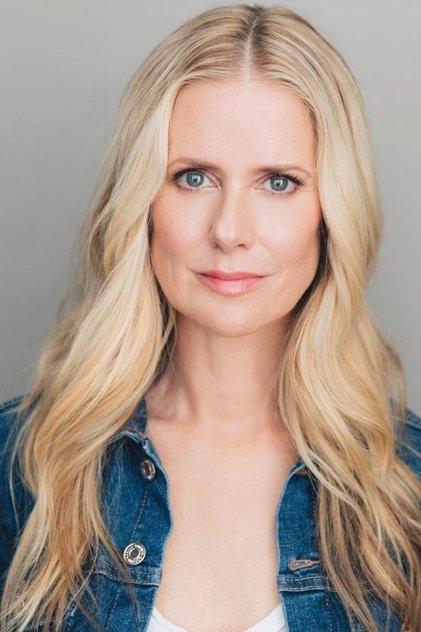 Kelly Deadmon - Actor Profile Photo