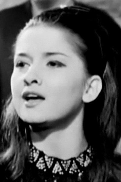 Mandalena - Actor Profile Photo