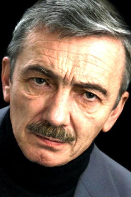 Gonzalo Uriarte - Actor Profile Photo