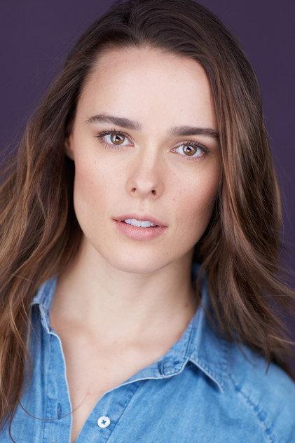 Emma Thorne - Actor Profile Photo