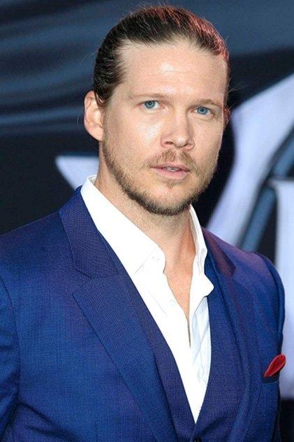 Scott Deckert - Actor Profile Photo