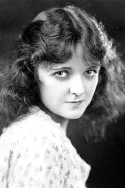 Jean Paige - Actor Profile Photo