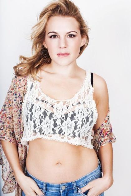 Catherine Urbanek - Actor Profile Photo