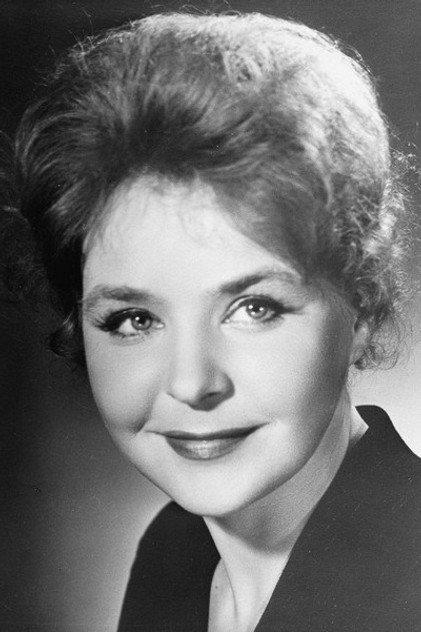 Nina Urgant - Actor Profile Photo