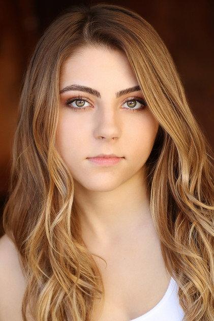 Jada Facer - Actor Profile Photo