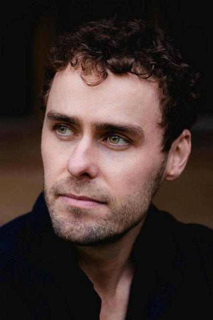 Alec Snow - Actor Profile Photo