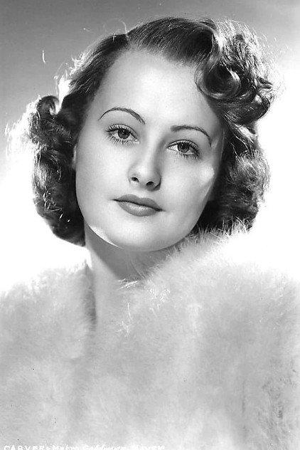 Lynne Carver - Actor Profile Photo