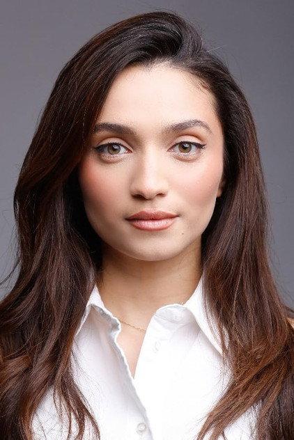 Sairi Salma - Actor Profile Photo