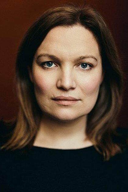 Natalie Thomas - Actor Profile Photo