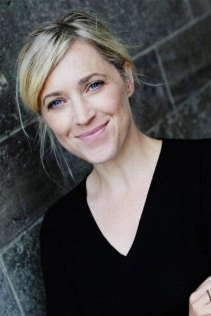 Nicole Ernst - Actor Profile Photo