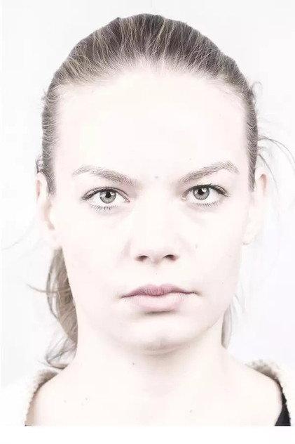 Juliána Brutovská - Actor Profile Photo
