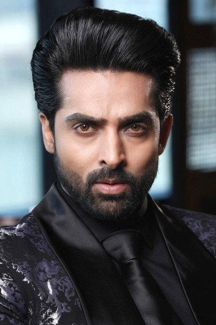 Adhvik Mahajan - Actor Profile Photo