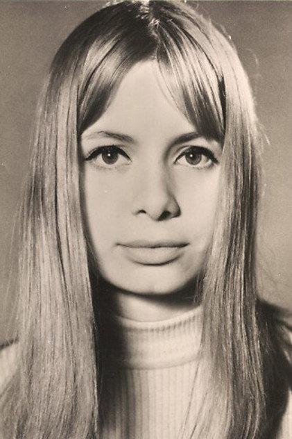 Evelyn Opoczynski - Actor Profile Photo