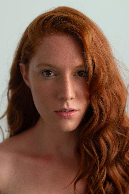 Nikol Kouklová - Actor Profile Photo