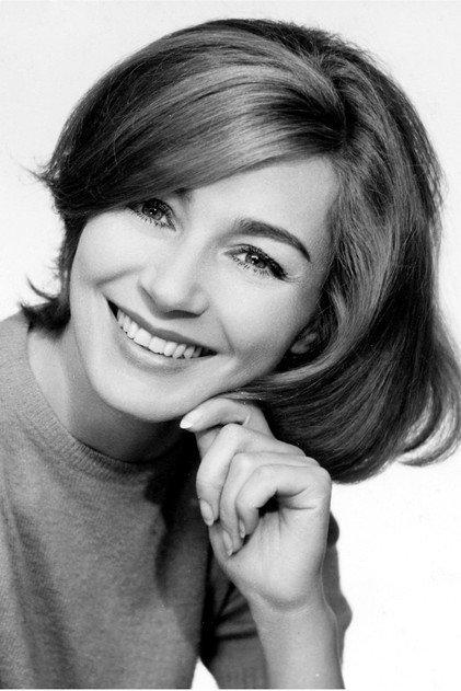 Emmanuelle Riva - Actor Profile Photo