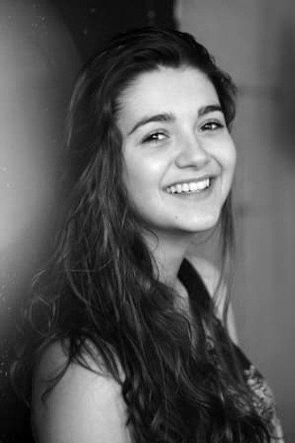 Mathilde Daffe - Actor Profile Photo