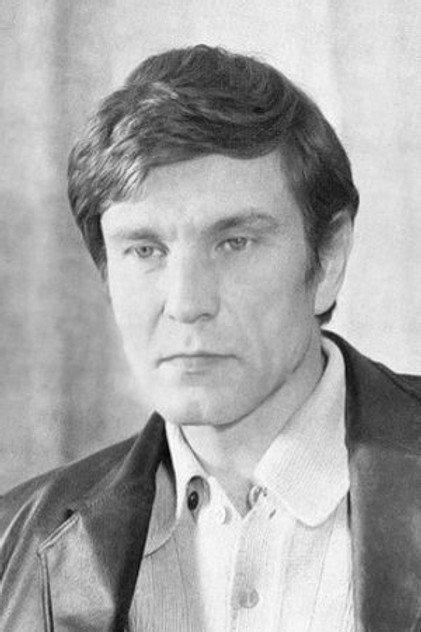 Igor Ledogorov - Actor Profile Photo