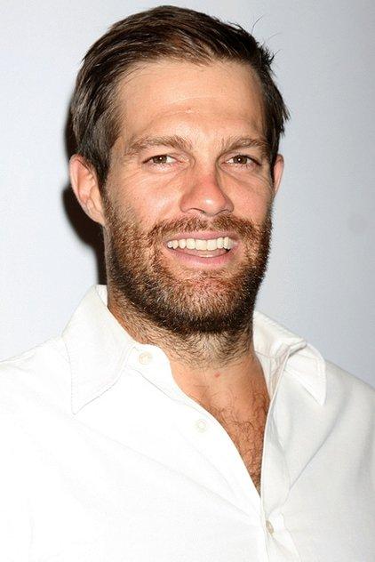 Geoff Stults - Actor Profile Photo