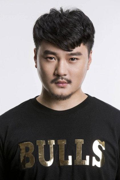 Yang Lei - Actor Profile Photo