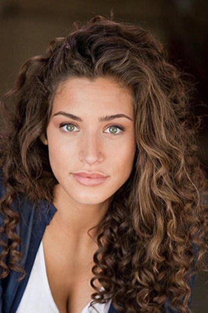 Manon Azem - Actor Profile Photo