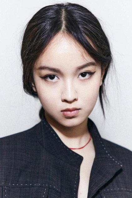 Lucie Zhang - Actor Profile Photo