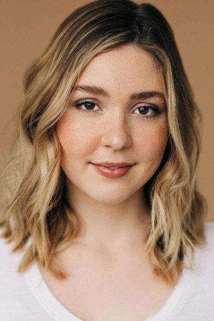 Cozi Zuehlsdorff - Actor Profile Photo