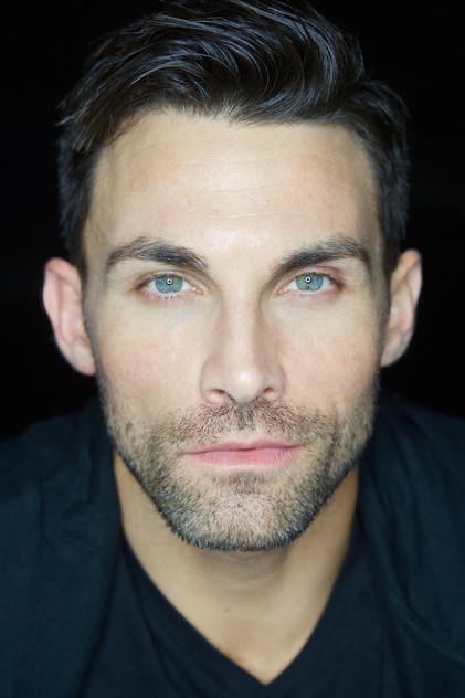 Erik Fellows - Actor Profile Photo