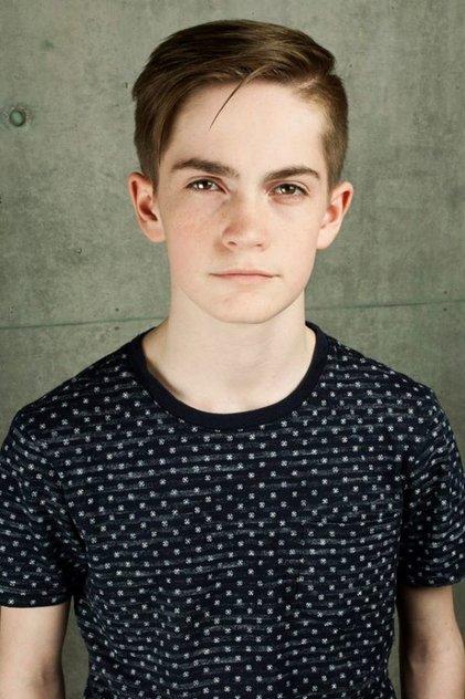 Logan Thompson - Actor Profile Photo