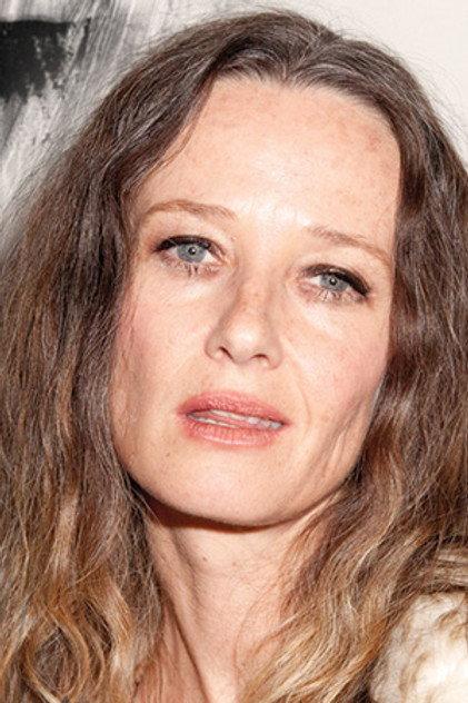 Peta Brady - Actor Profile Photo