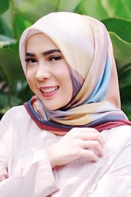 Fitri Tropica - Actor Profile Photo