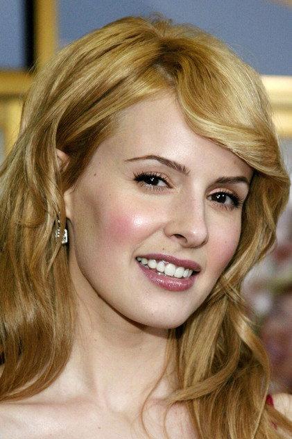 Amber Mead - Actor Profile Photo