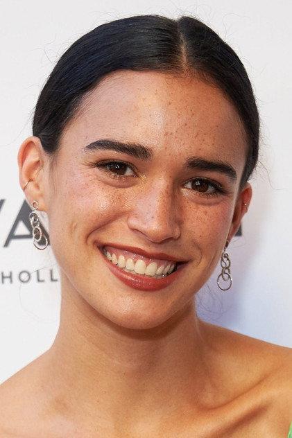 Emma Pasarow - Actor Profile Photo