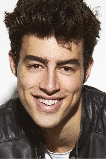 Iván Sánchez - Actor Profile Photo