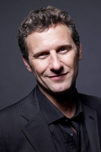 Adam Hills - Actor Profile Photo