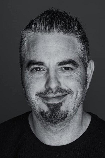 Benjamin Madrid - Actor Profile Photo