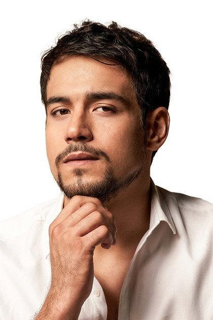 Kit Thompson - Actor Profile Photo