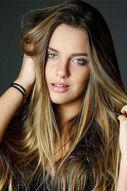 Ana Cecília Banal - Actor Profile Photo