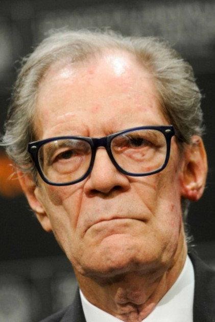 Alejandro Sieveking - Actor Profile Photo