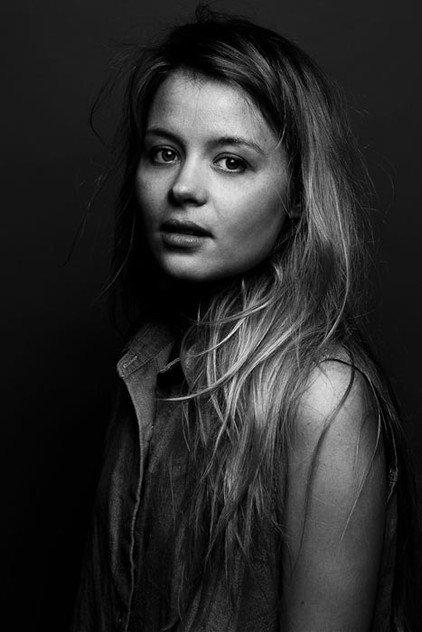 Laure Lochet - Actor Profile Photo