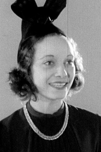 Gloria Press - Actor Profile Photo