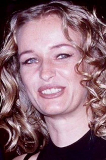 Camilla Overbye Roos - Actor Profile Photo