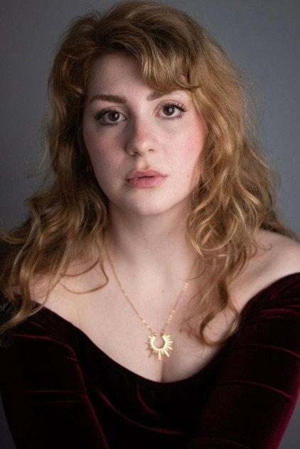 Faye Alexandra - Actor Profile Photo