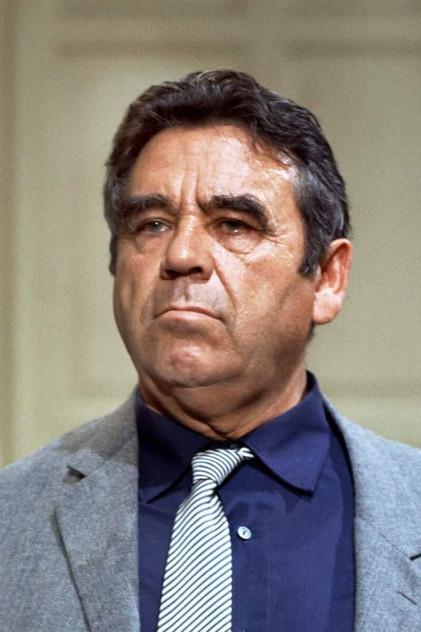 Walter Richter - Actor Profile Photo