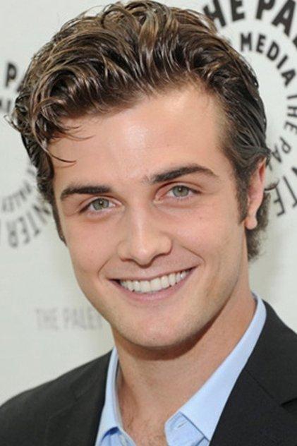 Beau Mirchoff - Actor Profile Photo