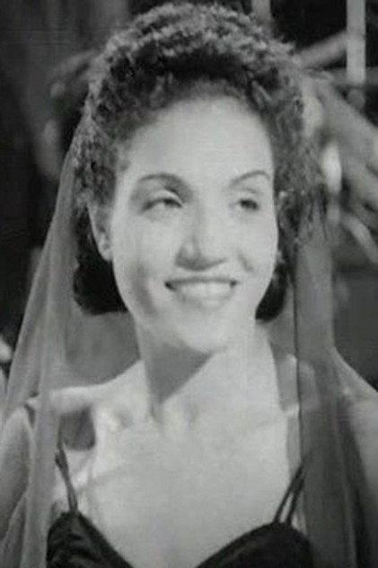 Saadia - Actor Profile Photo