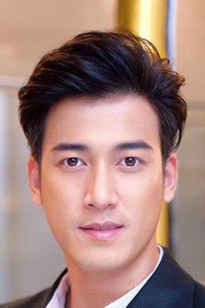 Peerawat Sareewong - Actor Profile Photo