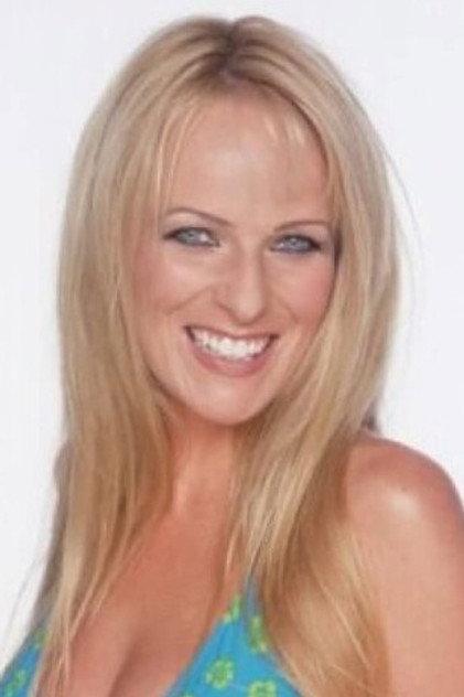Nadine Tschanz - Actor Profile Photo