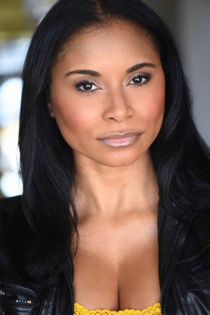 Swisyzinna - Actor Profile Photo