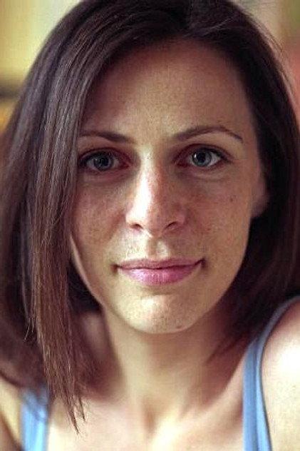 Carine Bouquillon - Actor Profile Photo
